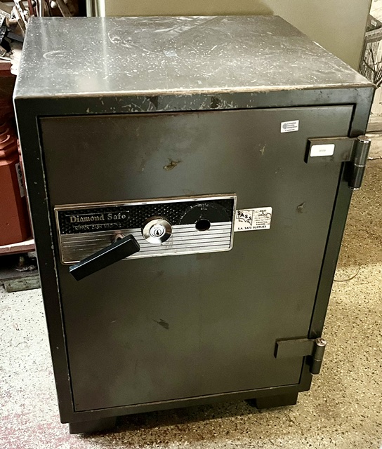 Diamond Safe Nippon Cash Machine safe in working order with combination and key, exterior dimensions H 695 x W 530 x D 467mm, interior dimensions H 520 x W 380 x D 310mm (RR302) $440 salvaged vintage recycled, demolition, reproduction, restoration, home renovation secondhand, used , original, old, reclaimed, heritage, antique, victorian, art nouveau edwardian georgian art deco