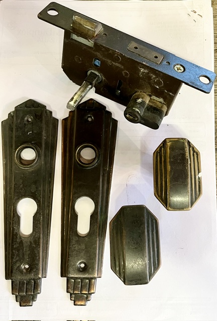 Antique copper repro Deco door handles, plates and lock set, plate 180mm H, 50mm projection (H785) $65 set salvaged vintage recycled, demolition, reproduction, restoration, home renovation secondhand, used , original, old, reclaimed, heritage, antique, victorian, art nouveau edwardian georgian art deco