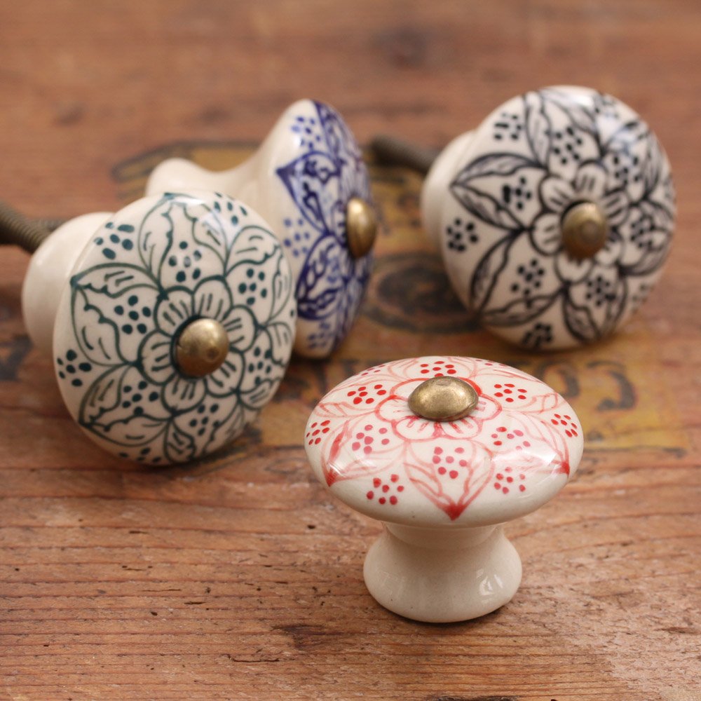Daha ceramic cabinet knob £5.00 each - Willow & Stone