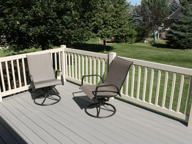 Gravel-Path-Vinyl-Railing