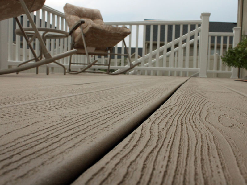 Trex Transcends Rope Swing Deck Close Up