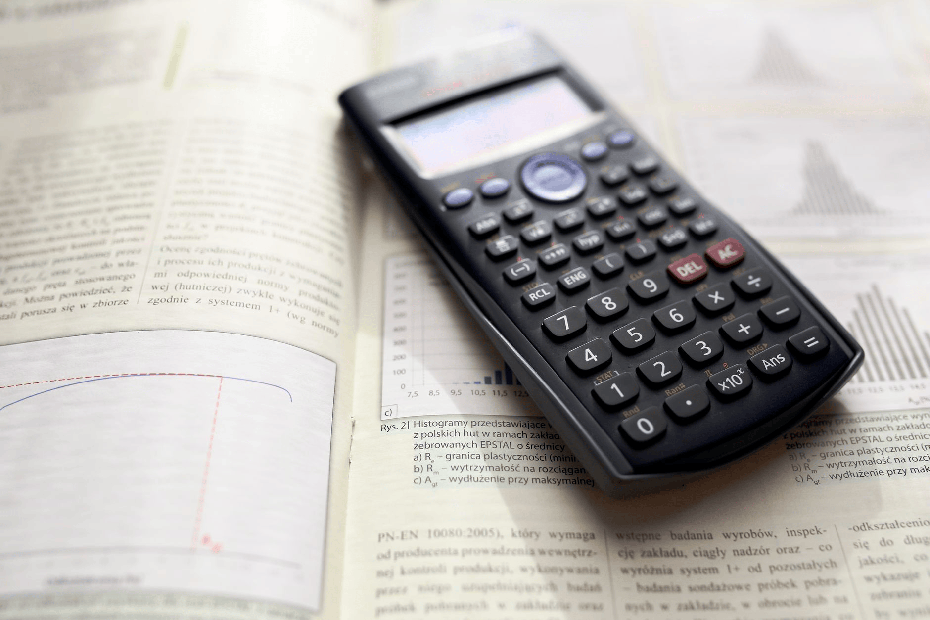 Wallpaper Quantity Calculator: Estimate Rolls Accurately