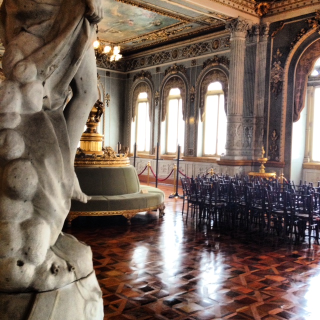 inside teatro nacional