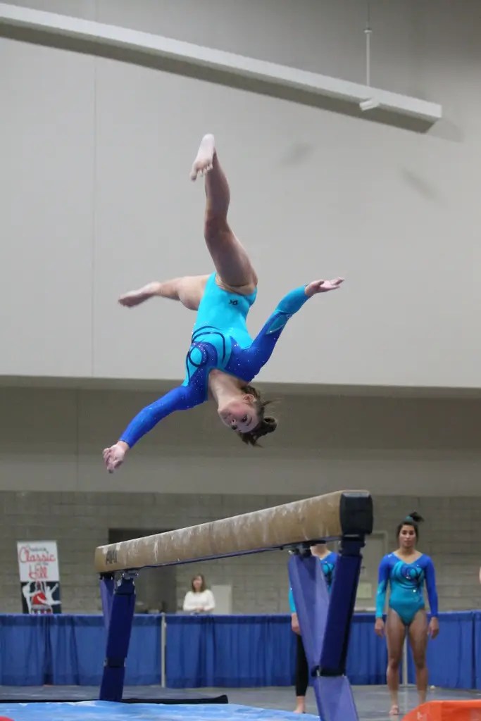 Samantha Shively gymnast