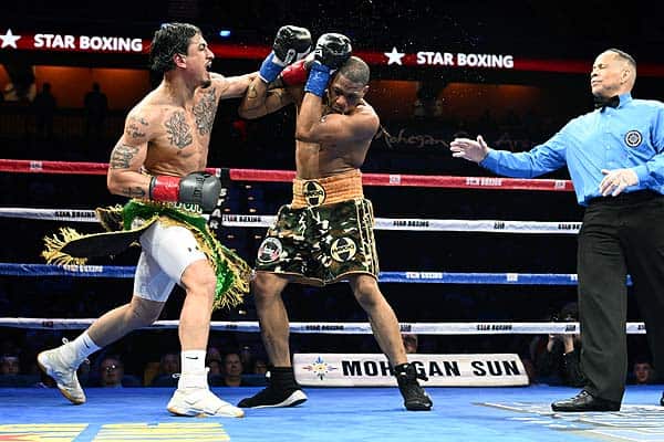 Boxing News: Rivera defeats Lee » April 8, 2024 - Vimarsana News