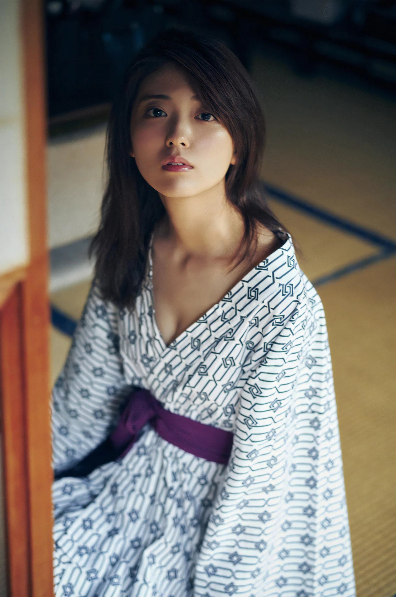 [工藤美桜] 氣質女星展露出最誘惑一面 完美零死角 (40 Photos)