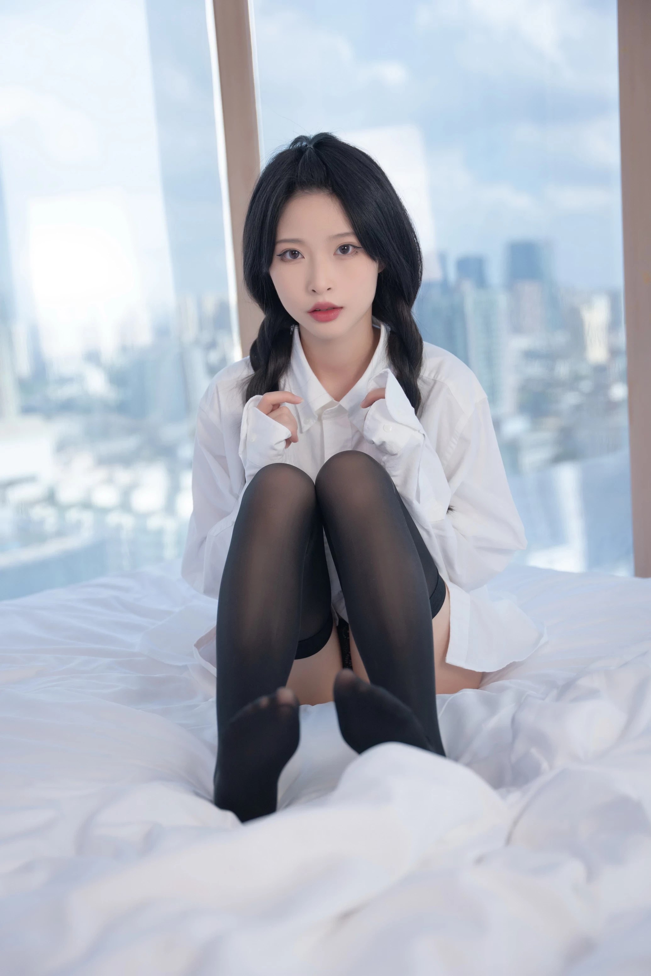 清水由乃 襯衣 (60 Photos)