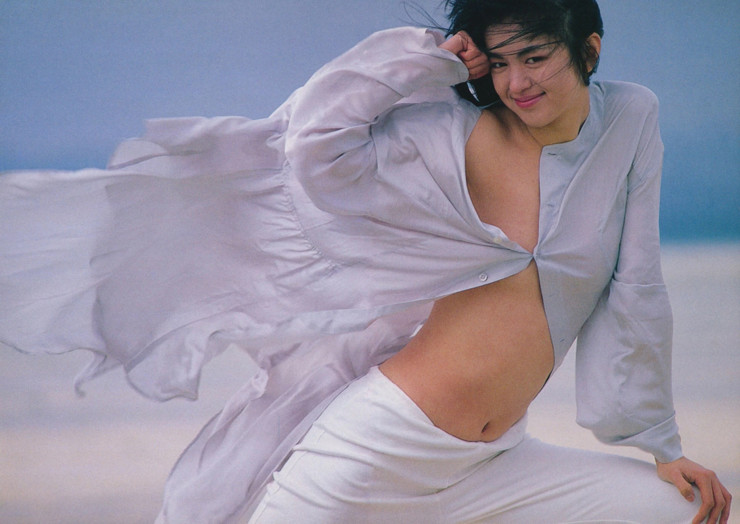 山本奈津子&鷲尾伊沙子【Photo】《いさ子の夏 奈津子の冬》(1986-05-20) (89 Photos)