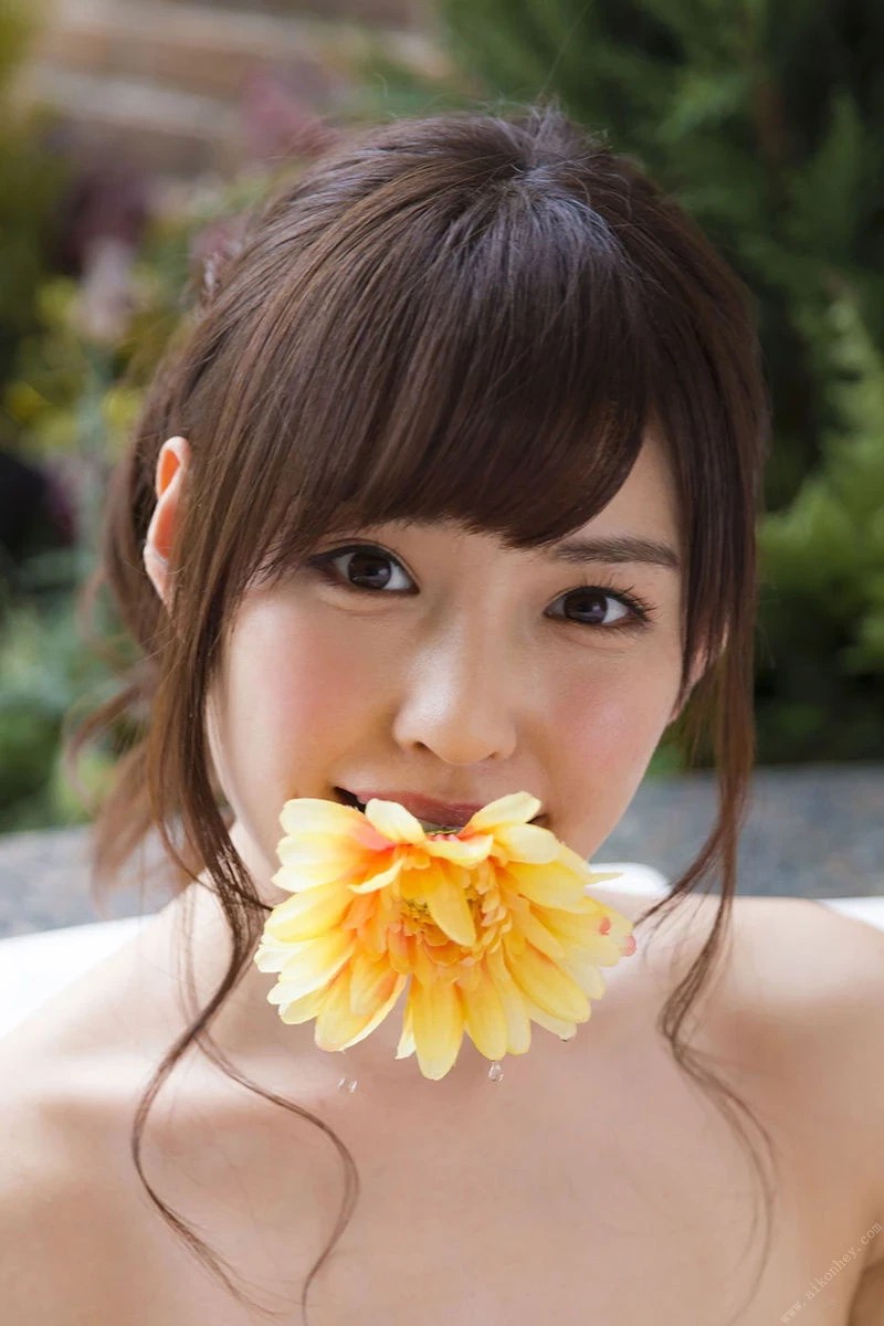 橋本ありな『解禁』 (59 Photos)