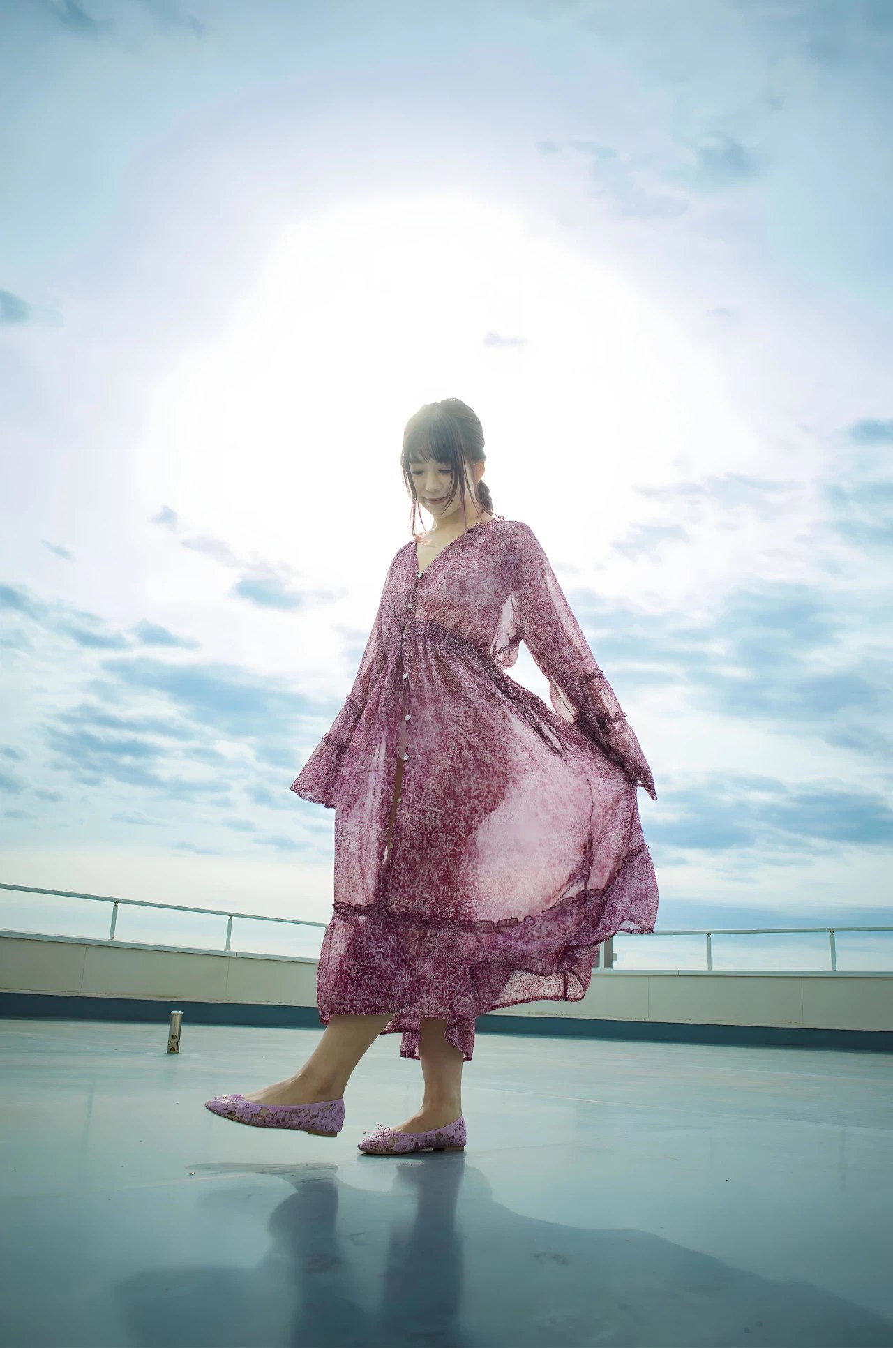 [有村のぞみ] 豐滿美乳太誘惑 火辣身材讓人招架不住 (30 Photos)