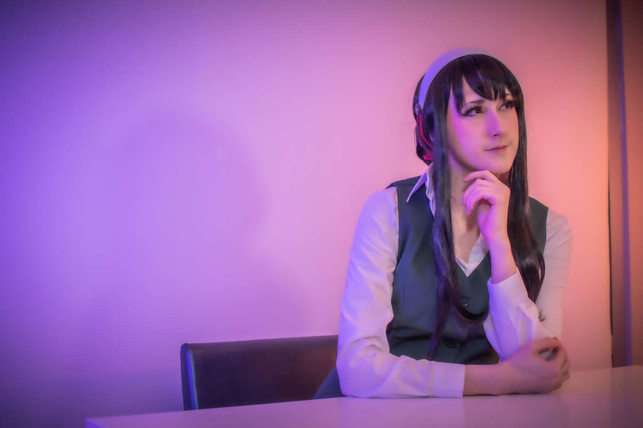 Labinnak Mangoloo – Office Lady Yor