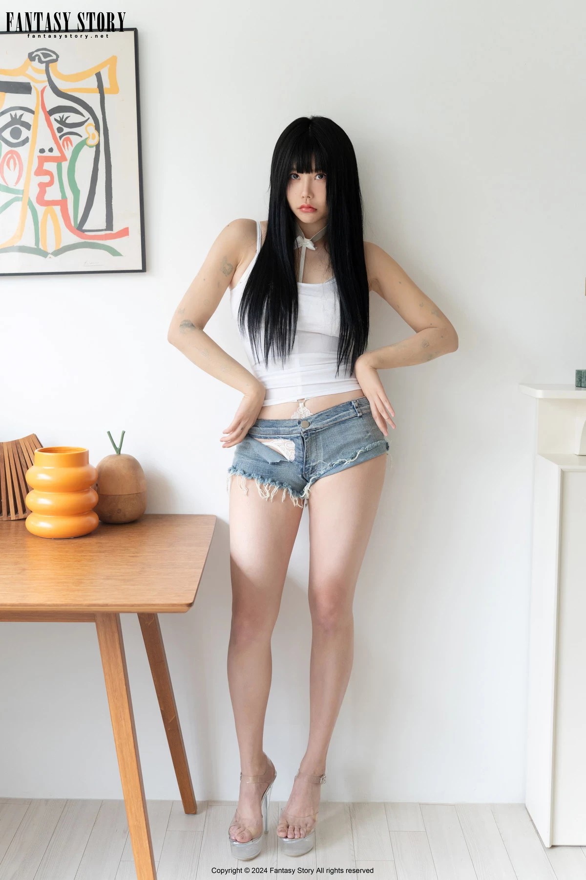 [SERA ] 美乳溢出讓人慾罷不能 若隱若現好吸睛 (47 Photos)