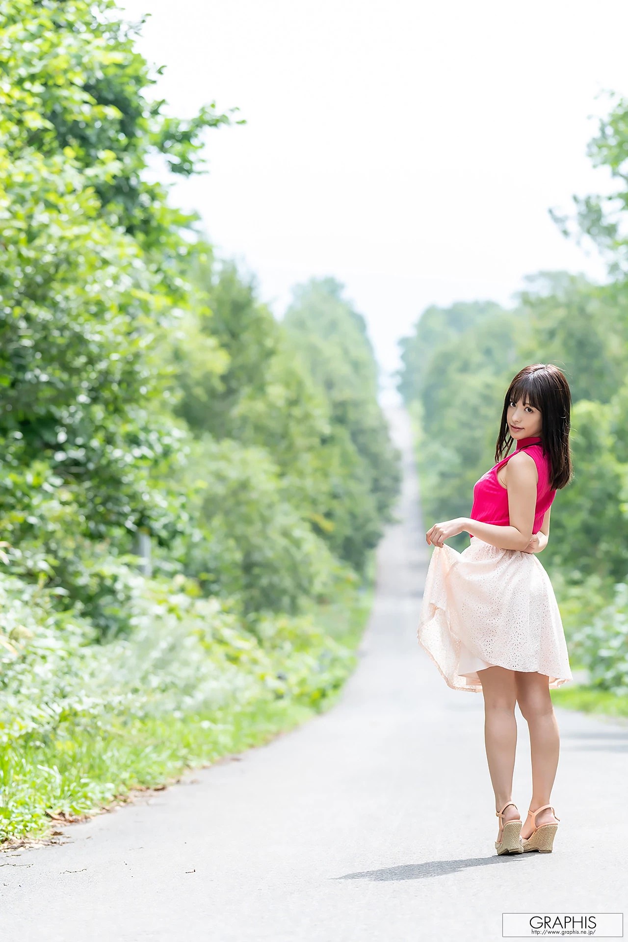 [桃乃木かな] 仙氣四溢 氣質顏值都頂級 (37 Photos)