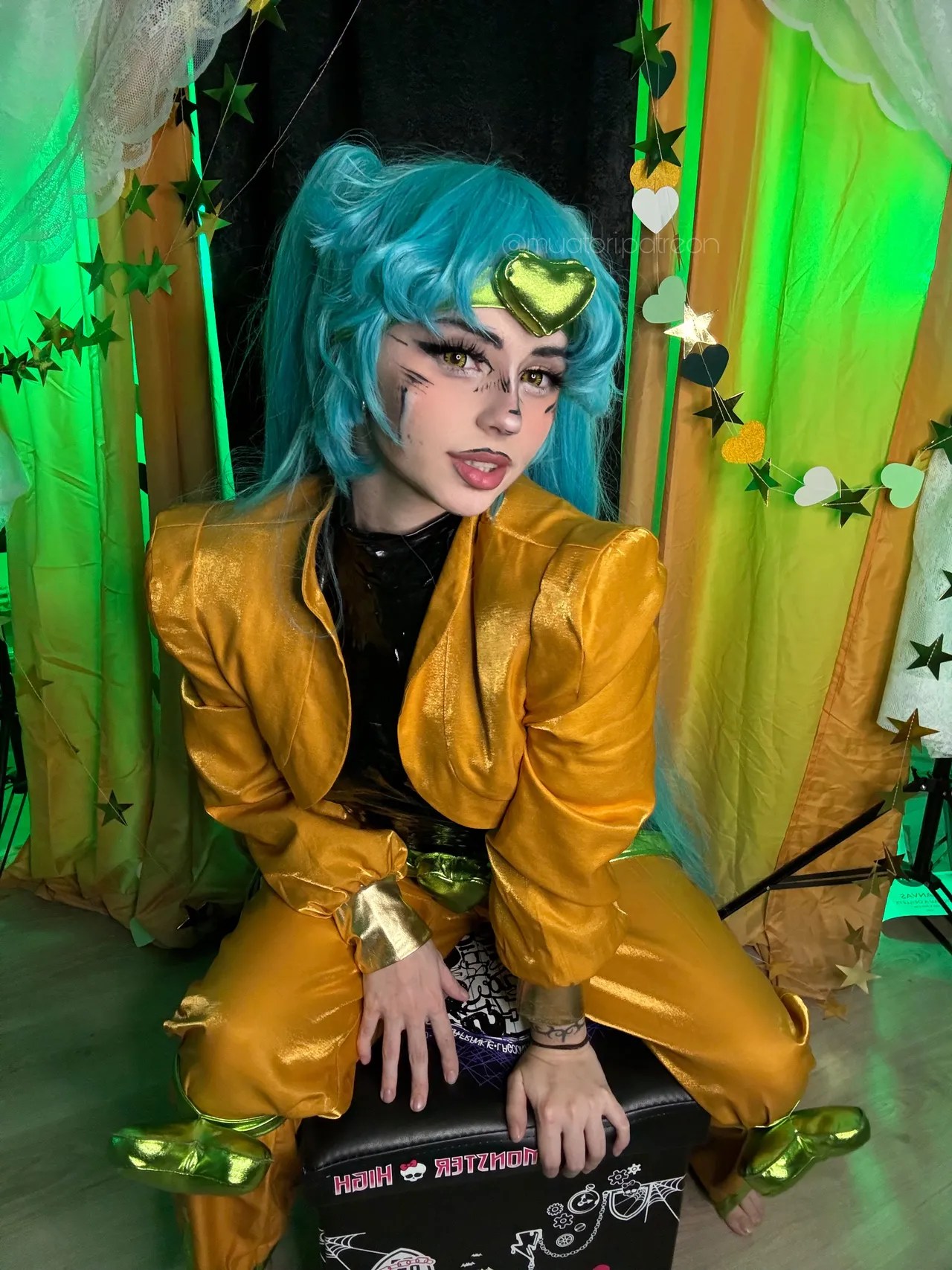 Muatori – Miku Brando