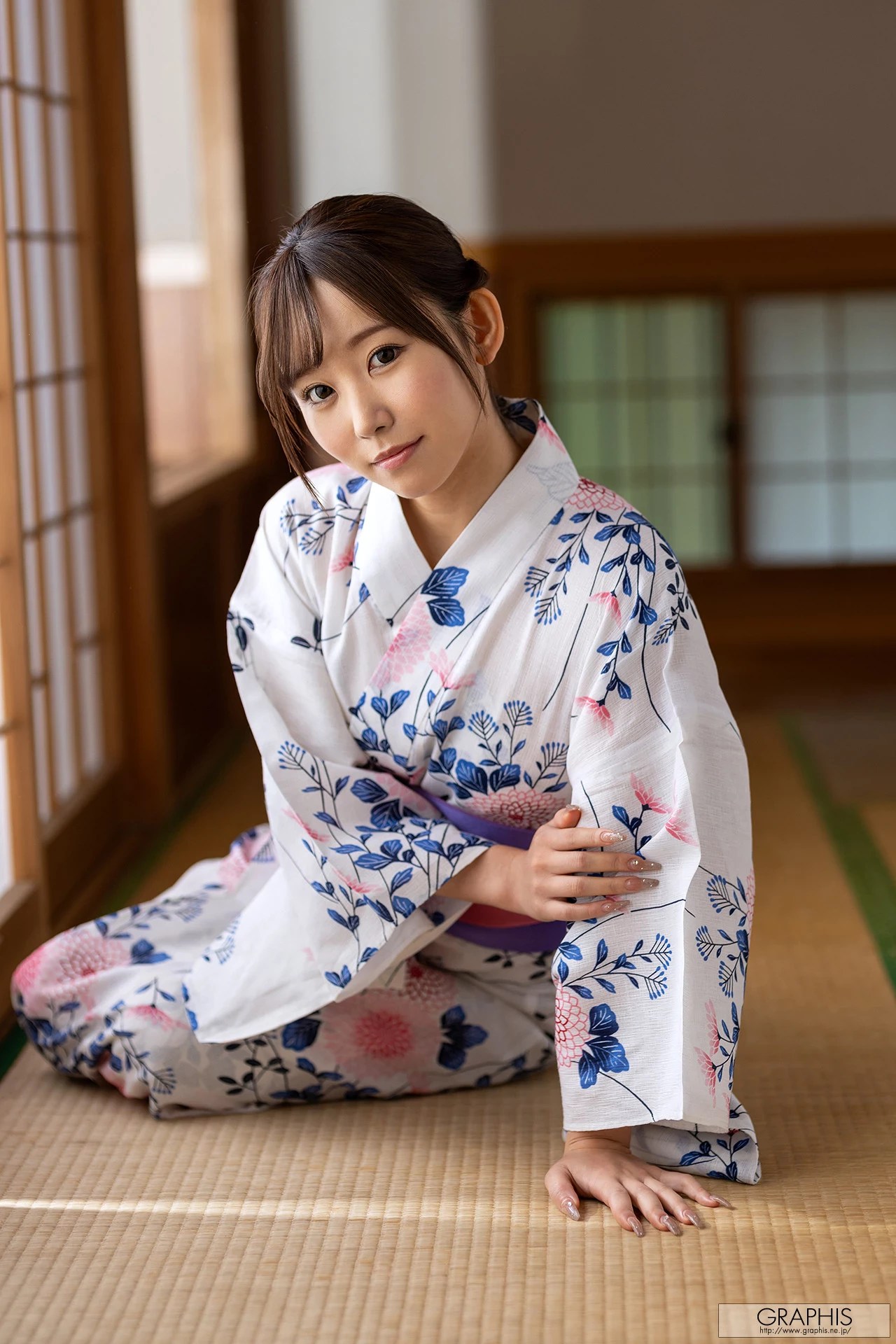 [七嶋舞] 神級美顏 犯規身材魅力暴棚 (23 Photos)