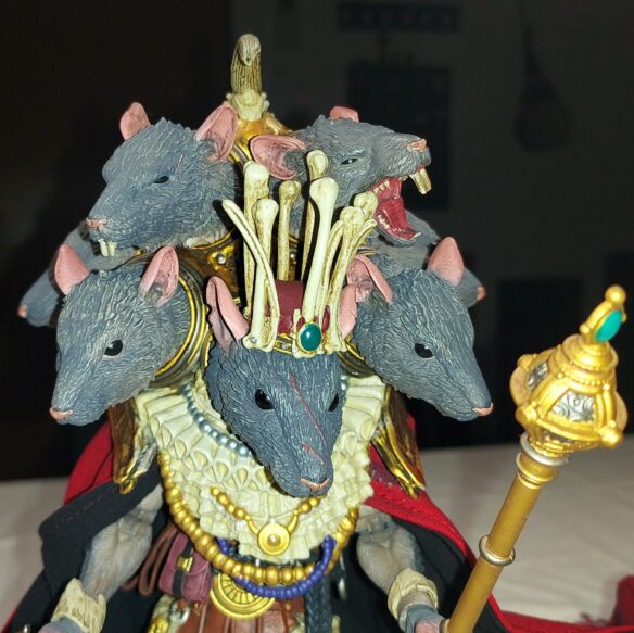 Review: Figura Obscura Mouse King Action Figure from Four Horsemen