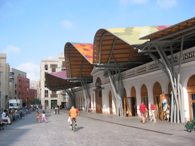 For more than a … 09. Day 3 - El nou Mercat de Santa Caterina, + Raval