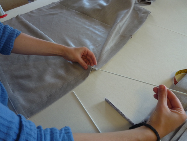 Confection et pose de stores bateau avec un tissus de la Maison Nobilis