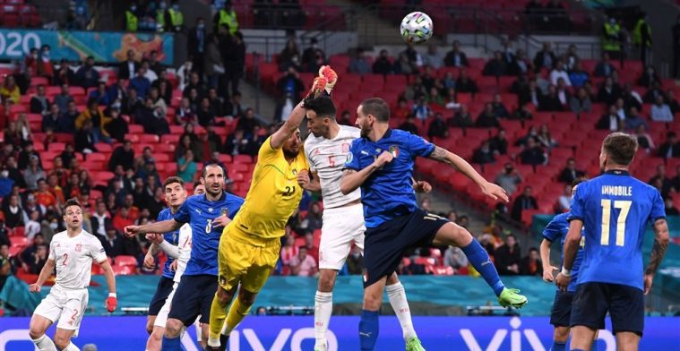 photo Italië - Spanje voetbalprimeur