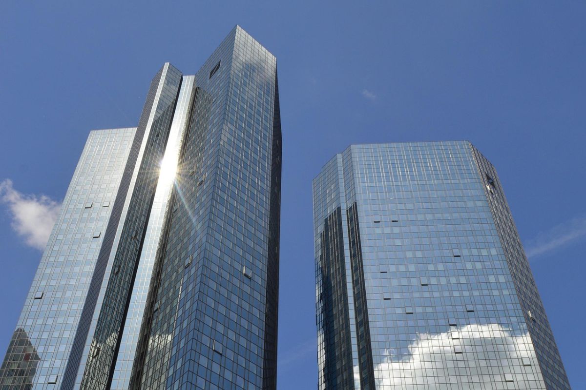 Analysten trauen der Deutschen Financial institution keine (bzw. nicht mal …) 13% Rendite zu