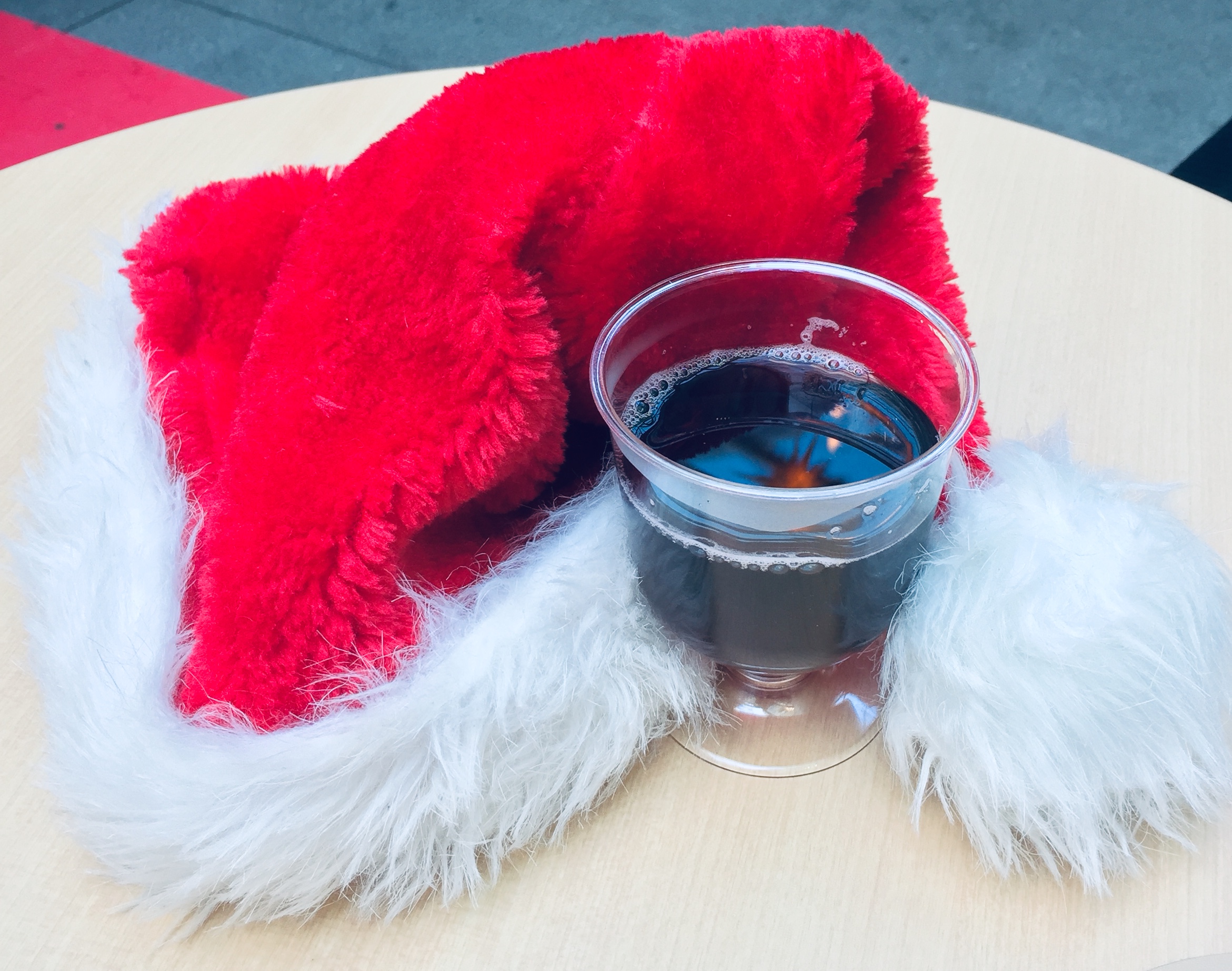 5 quick ways to feel at ease this Christmas Season