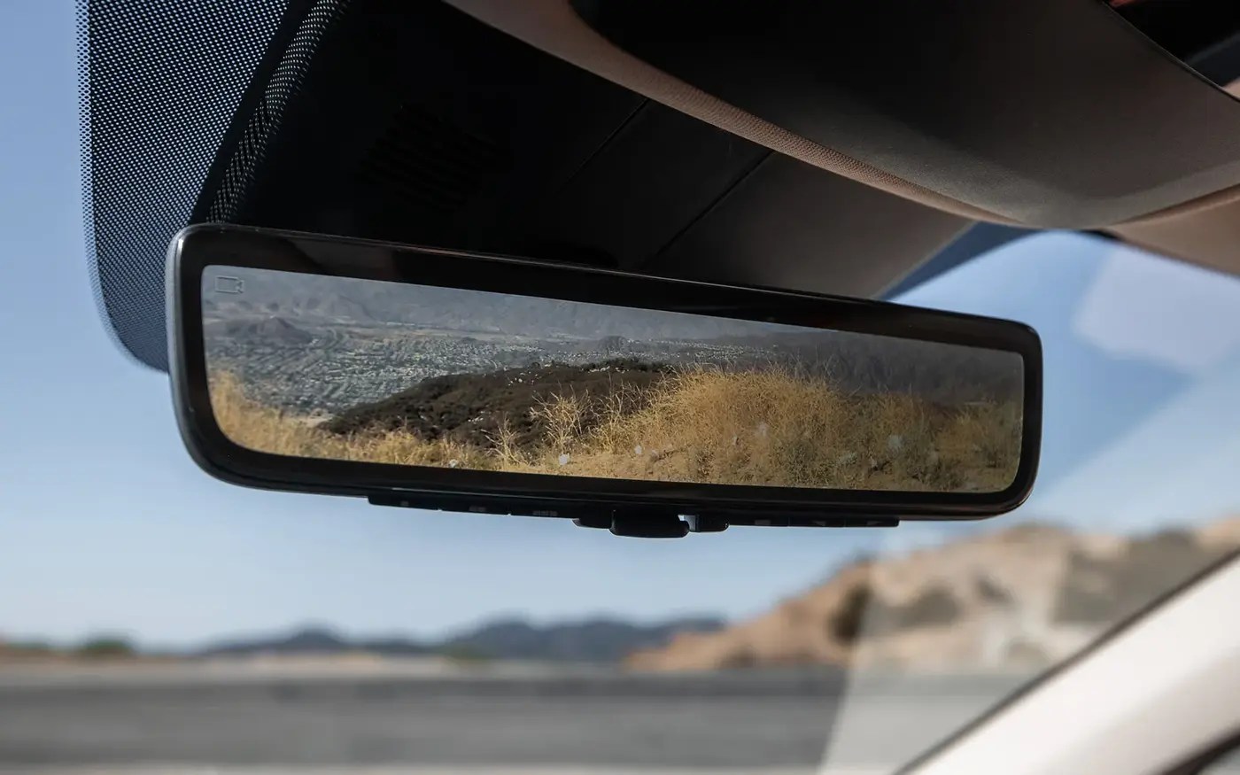 Kia Carnival MPV With Digital Rearview Mirror