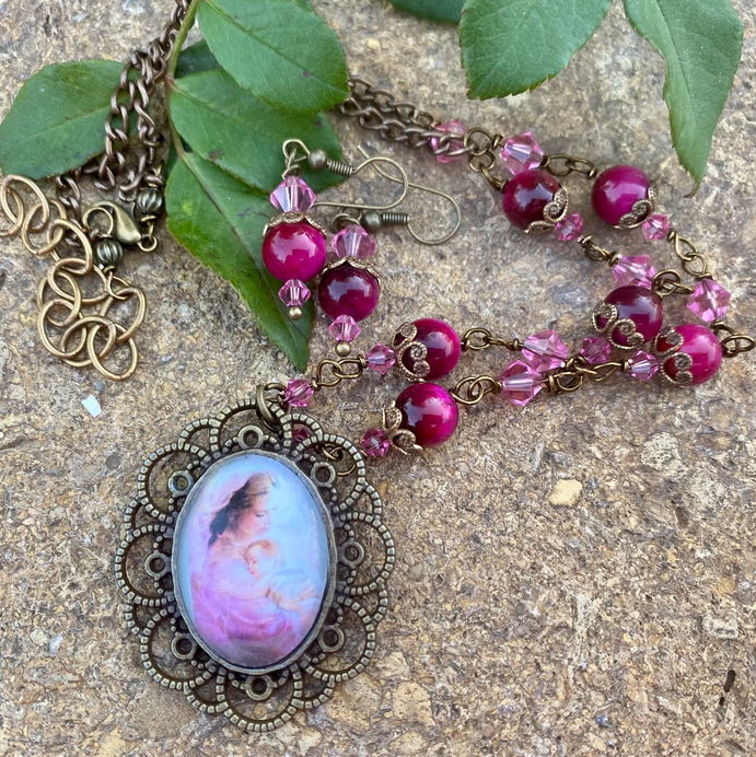 necklace