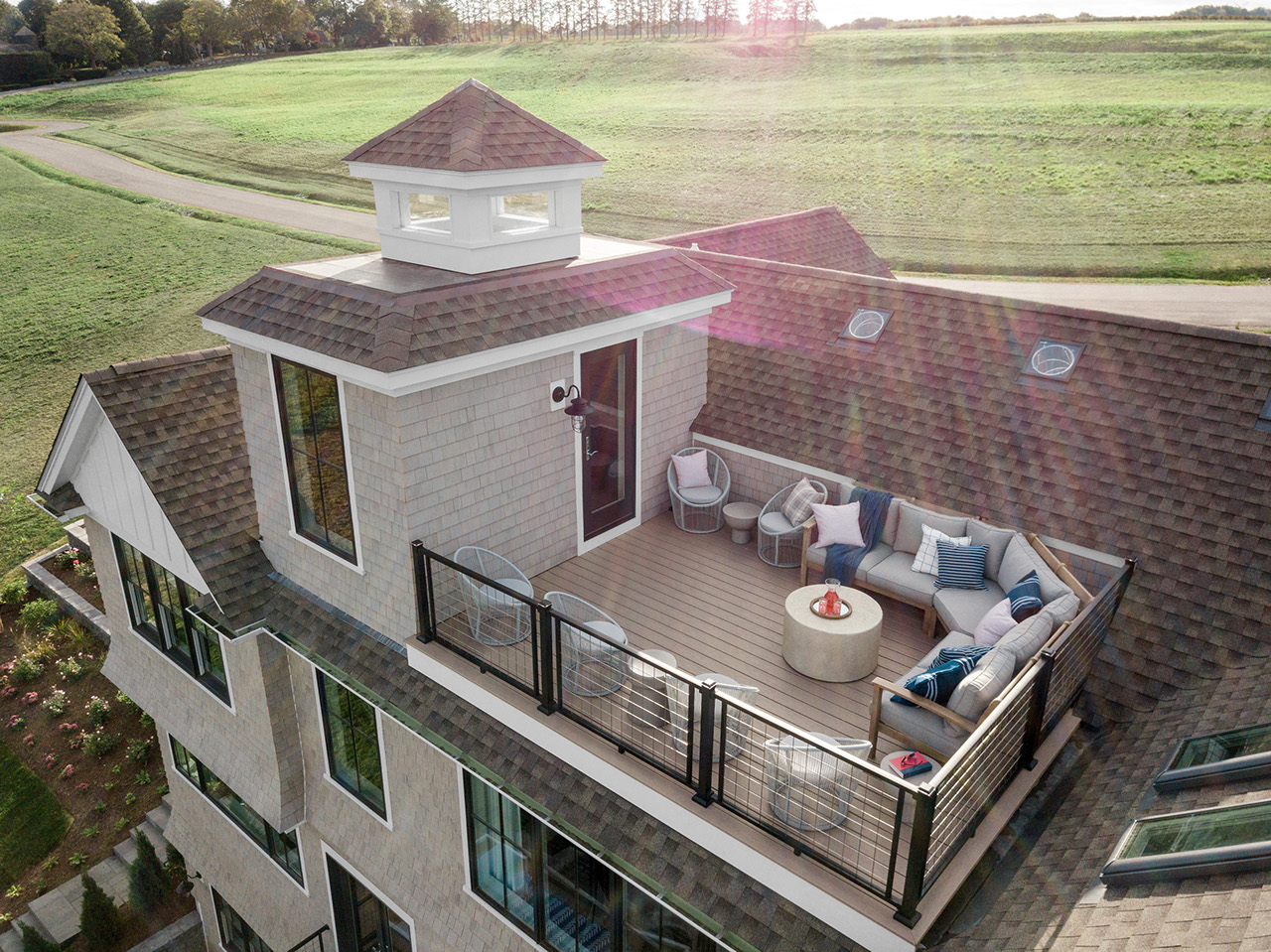 Building a rooftop deck: costs and materials