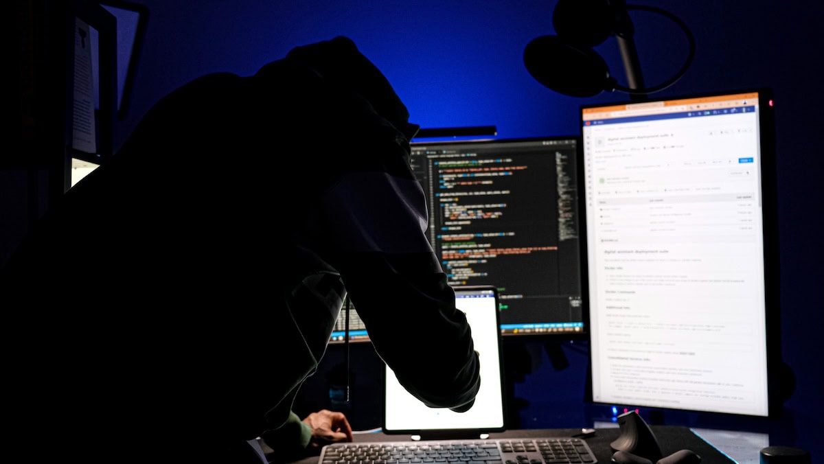 Anthropic AI Scare Triggers Urgent U.S. Government Warning to Banks