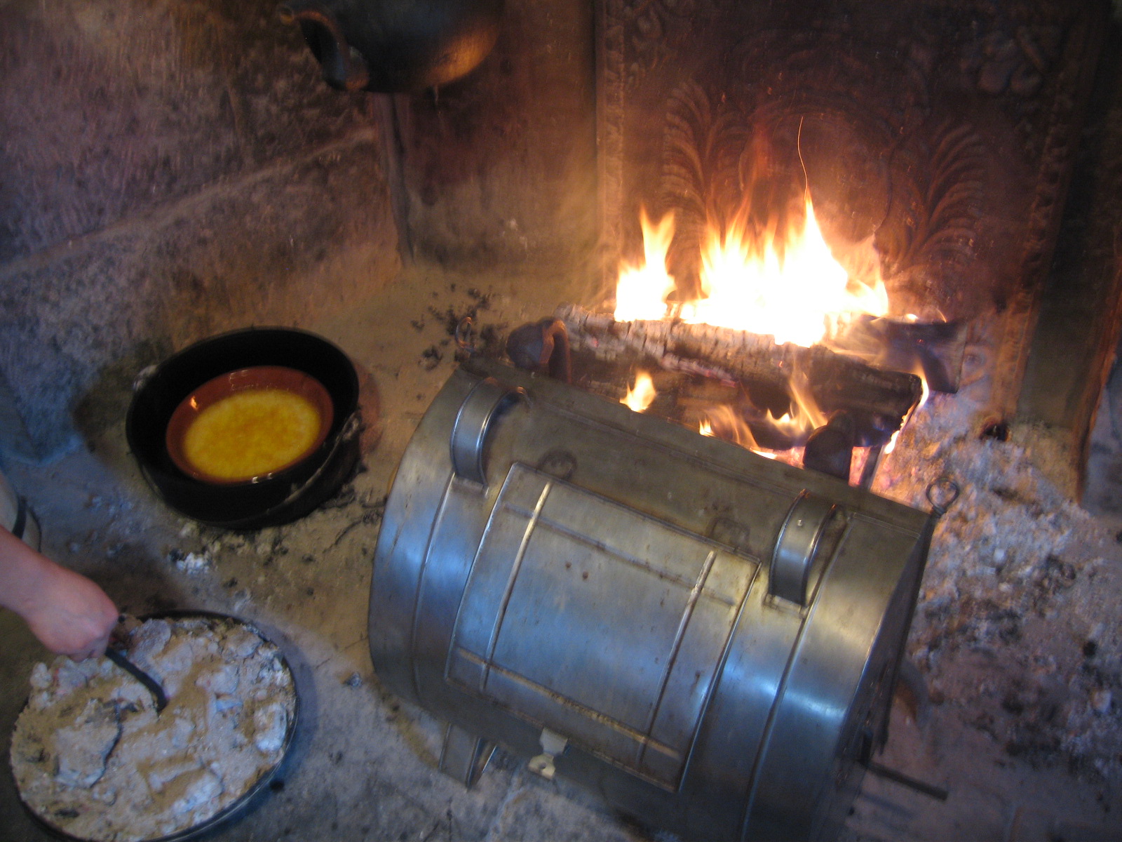 Dimplex Dlgm29 Opti Myst Open Hearth Fireplace Insert With Faux Logs Bed Alabaster Review Youtube