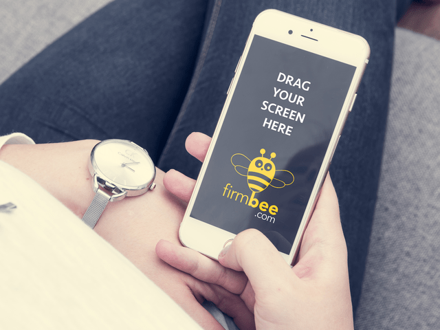 3000+ vectors, stock photos & psd files. Elegant Woman With Apple Iphone Firmbee