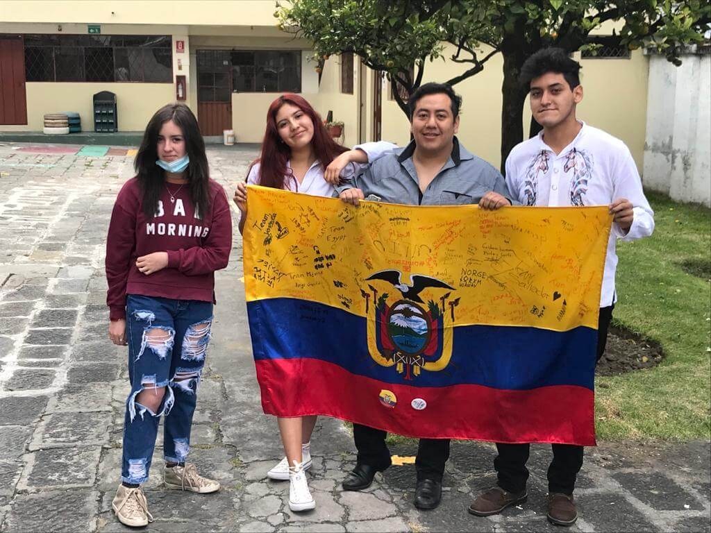 Ecuador 2021 · Team photo