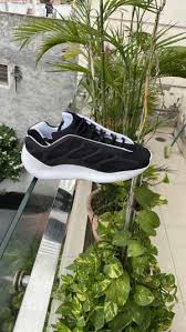 adidas yeezy boost 700 flipkart