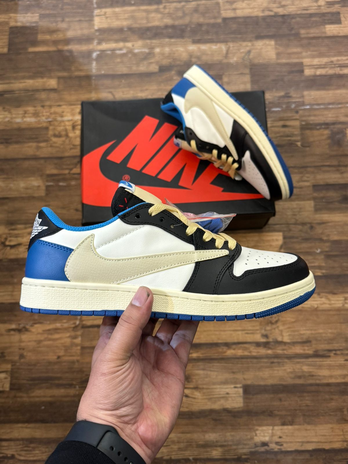 travis scott 1 low fit