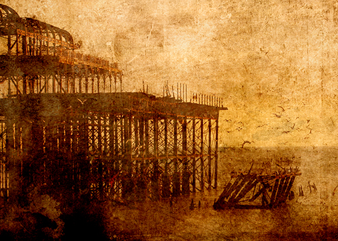 Pier into the Depths © Sarah Vernon