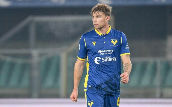 Atalanta Bc Sign Defender Matteo Lovato From Hellas Verona Official Firstsportz Access all Matteo Lovatos information news matches and many more stats.