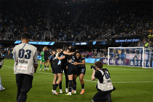 gotham fc players celebrate winning NWSL championship 2025