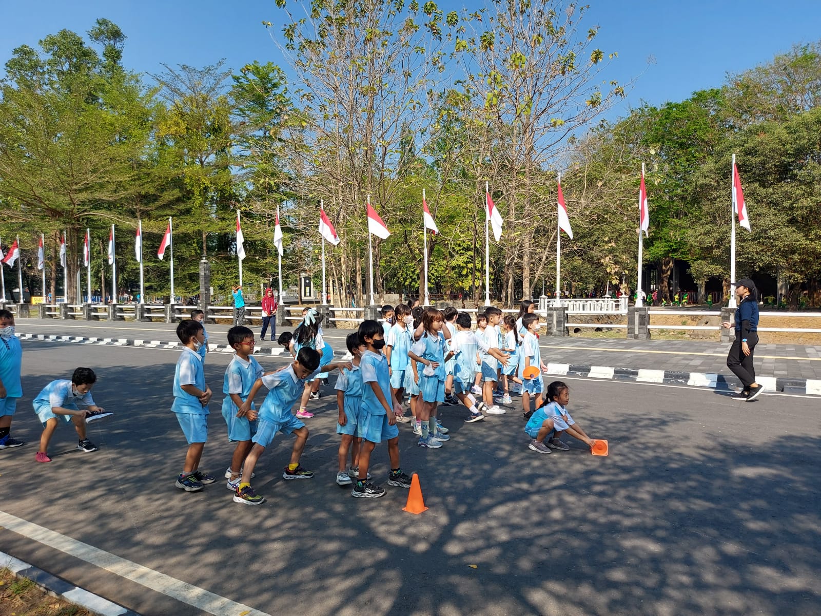 Primary 2 – PE: Lari Estafet