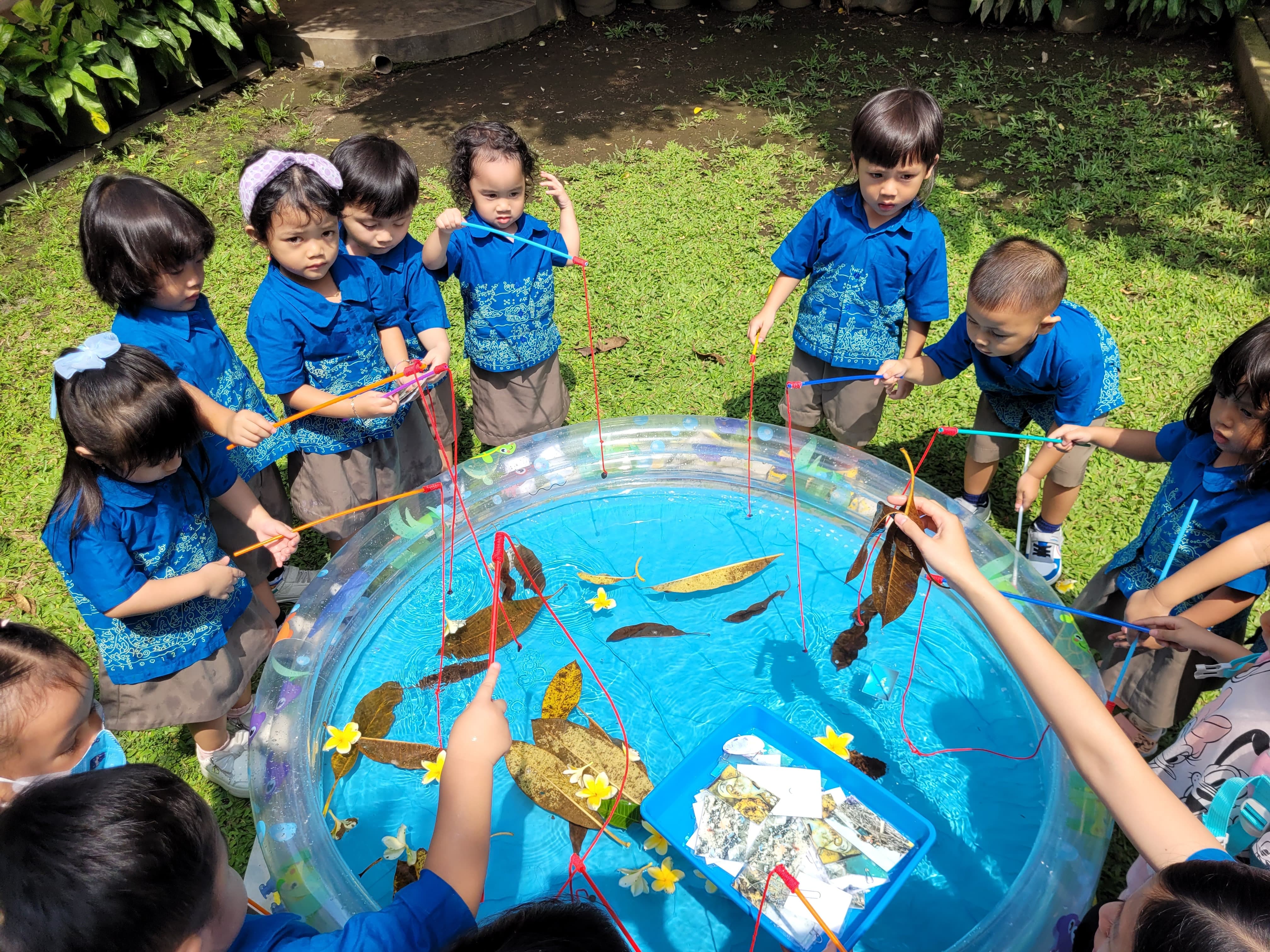 Toddler – English: All Washed Up