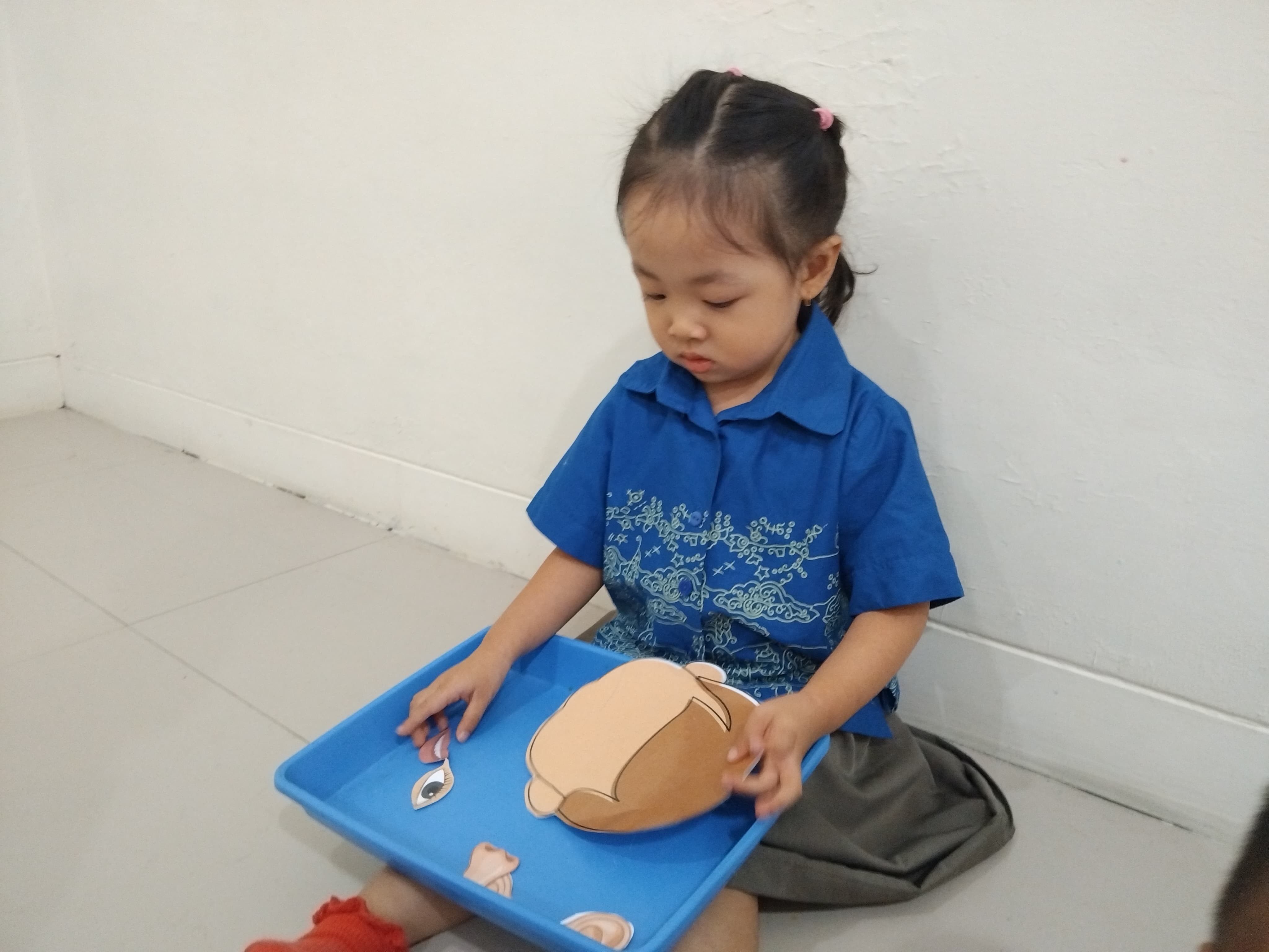 Toddler – English: Recognising Parts of Face