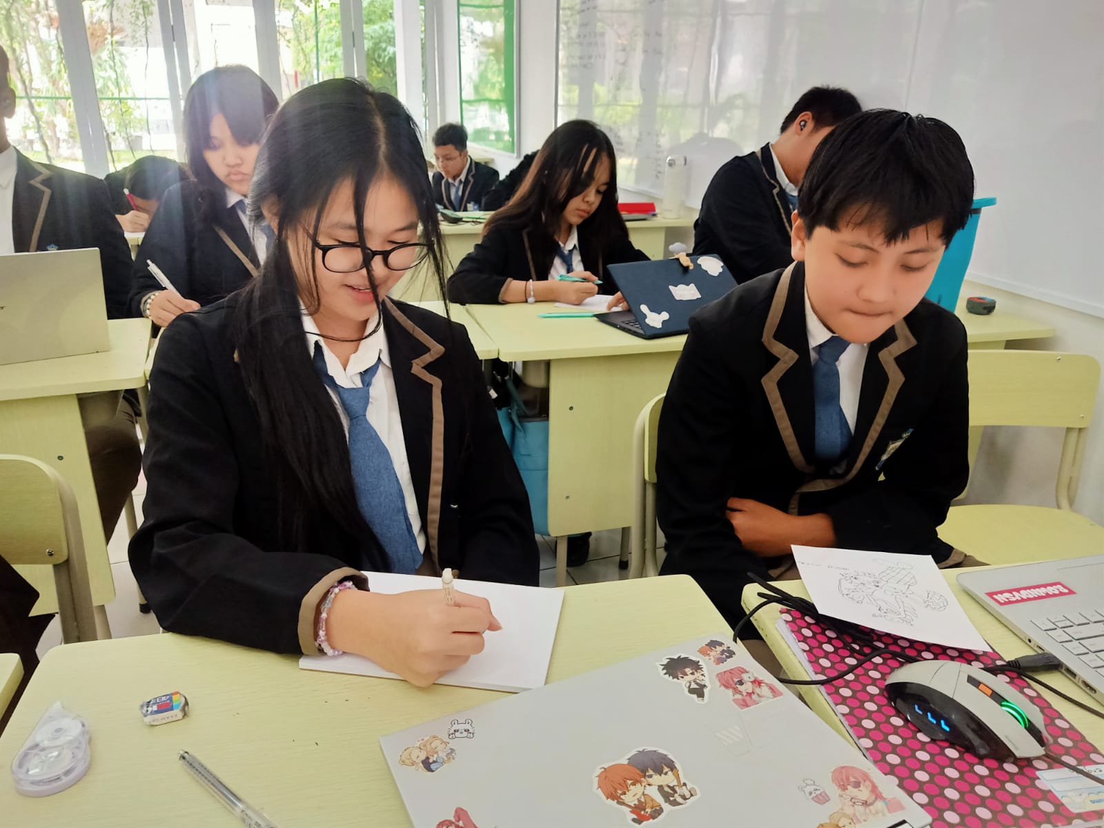 Secondary 2 – Visual Arts: Symbols and Identity