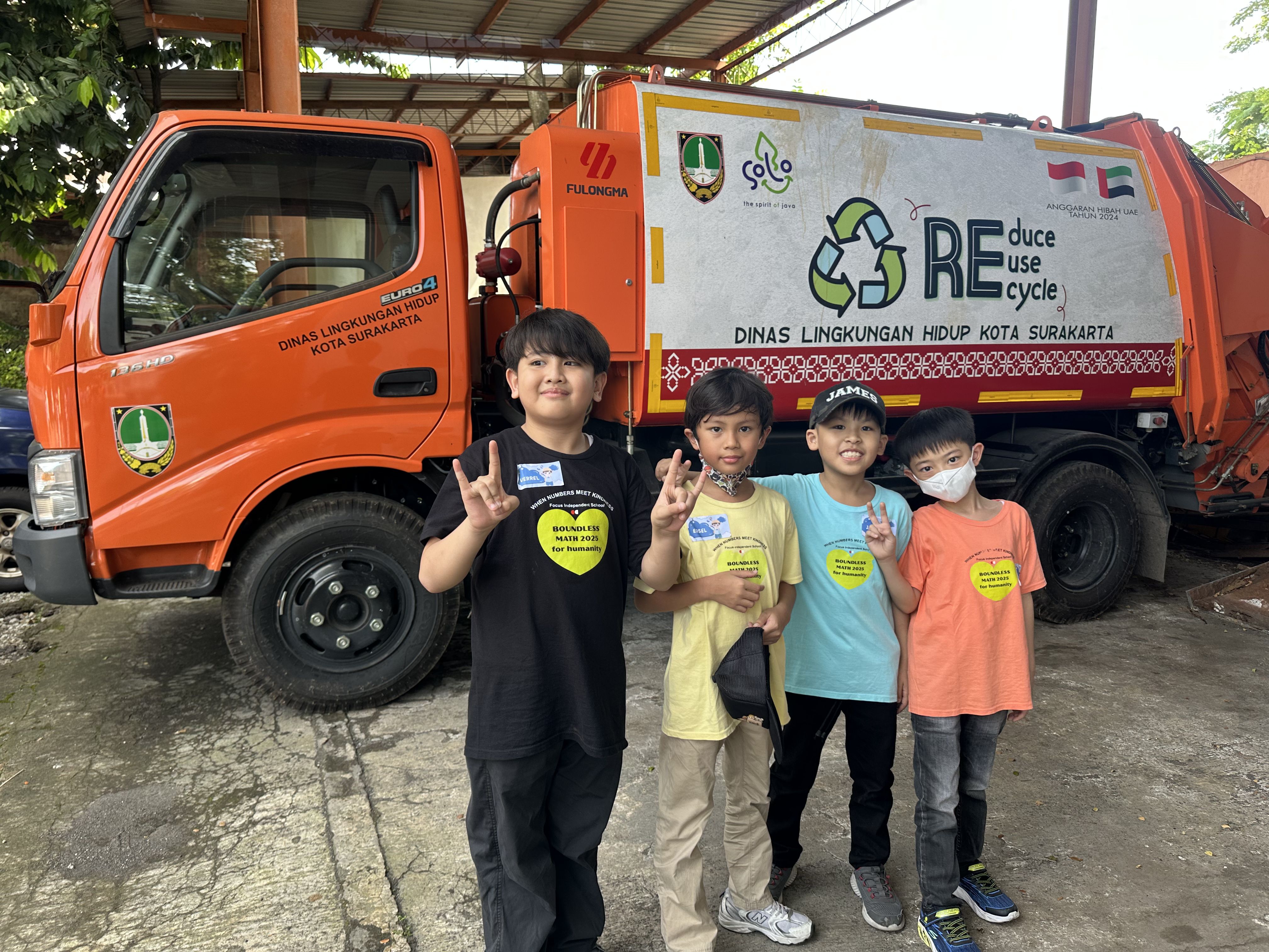 Primary 2 – Outdoor Learning: Pilah Sampah, Lingkungan Indah
