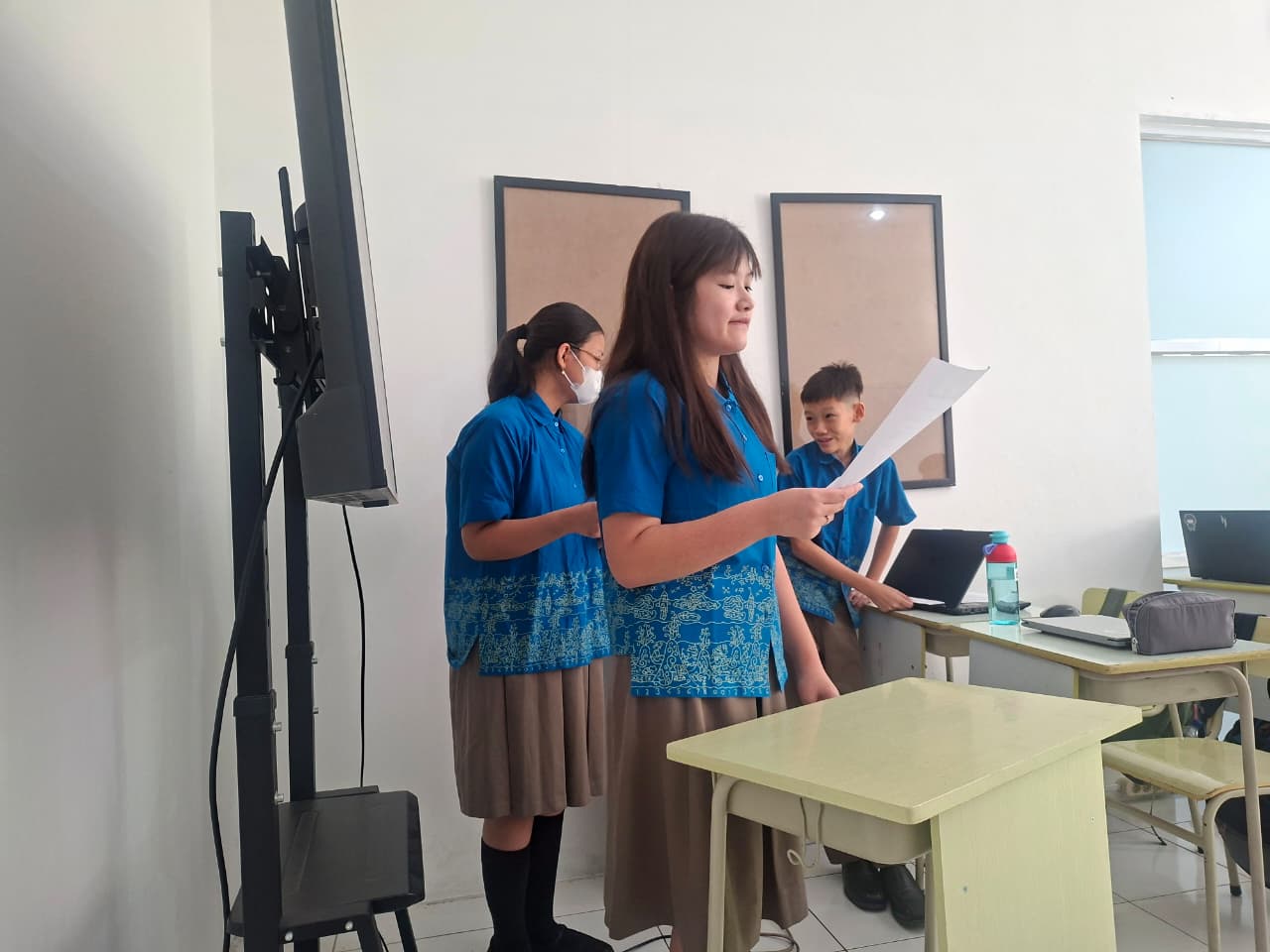 Secondary 2 – English: Debate Simulation