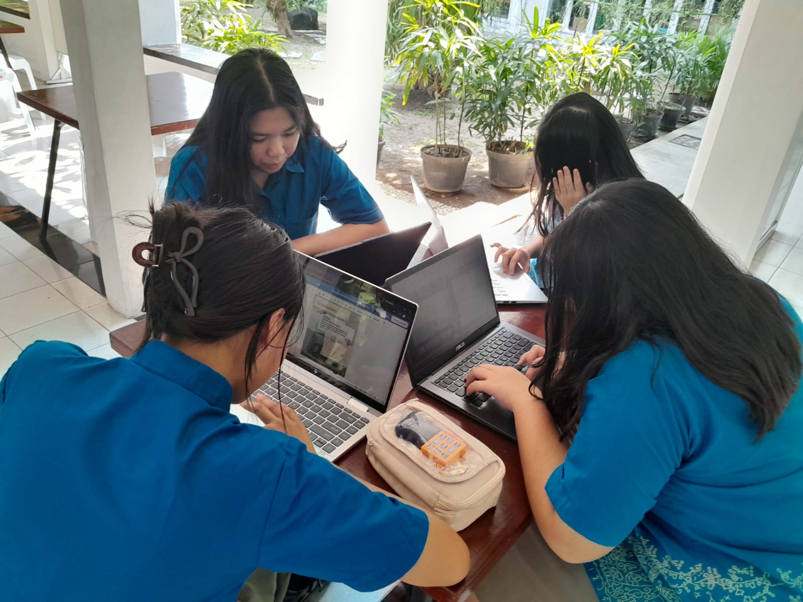 Secondary 3 – Bahasa Indonesia: Mading Pengalaman Belajar
