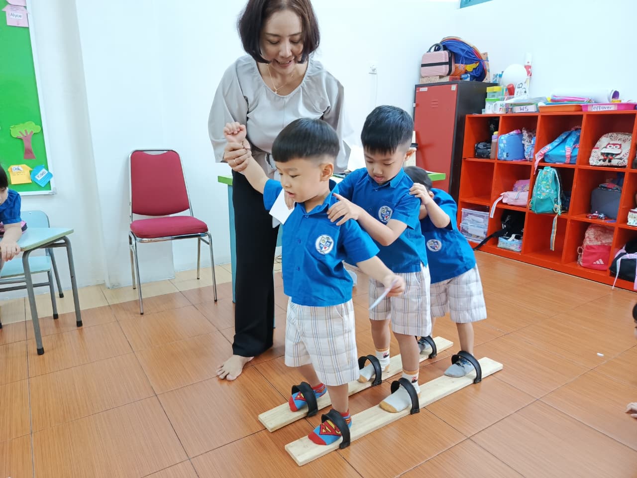 Early Year 1 – Bahasa Indonesia: Yuk, Main Bakiak!