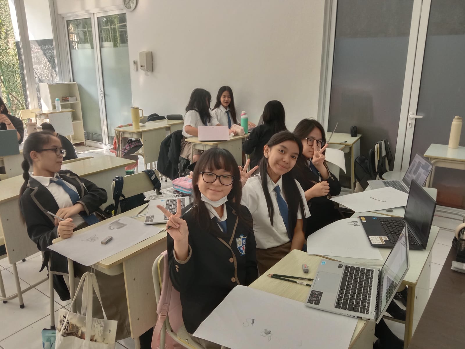 Secondary 1 – Visual Arts: Seeing Like an Artist