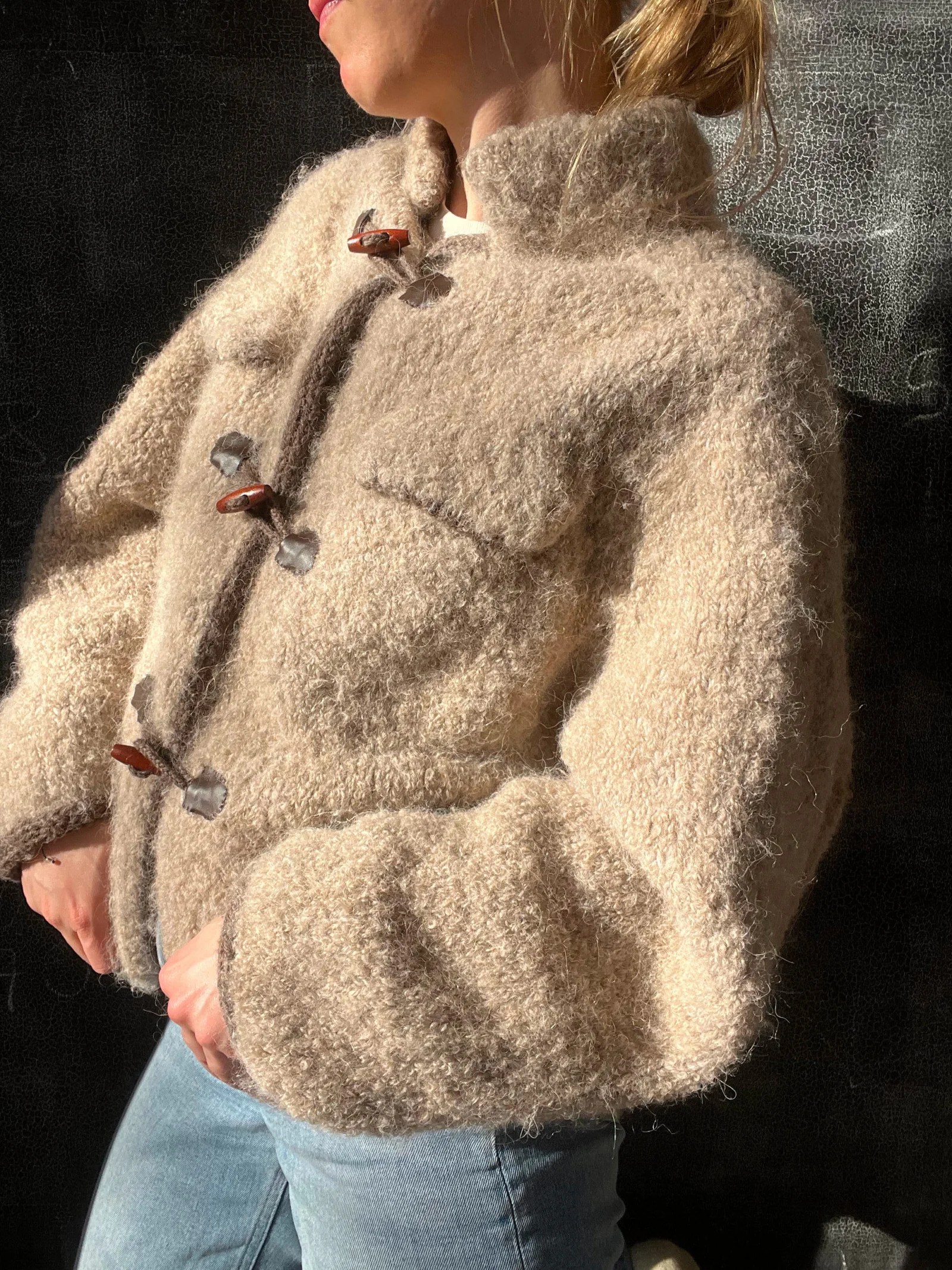 April Jacket (English) - Oversized jacket knitting pattern