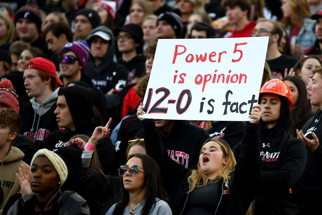 Cincinnati Stands On The Shoulders Of Past Mid-Major Giants