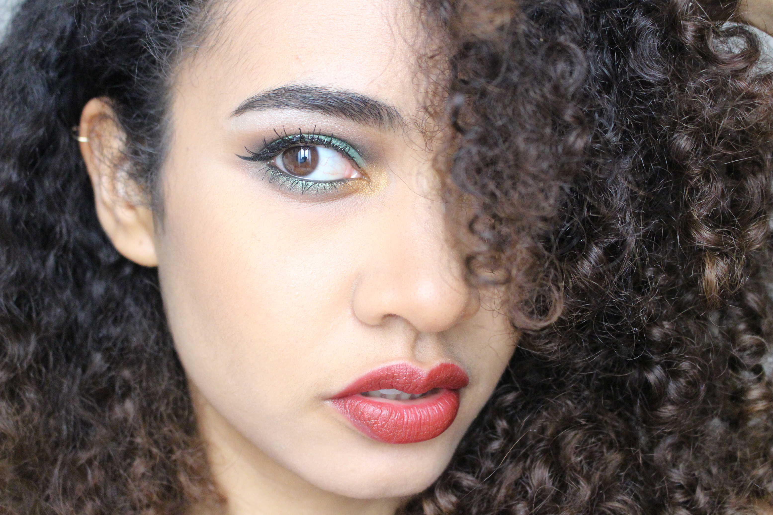 maquillage vert liner fj beauty