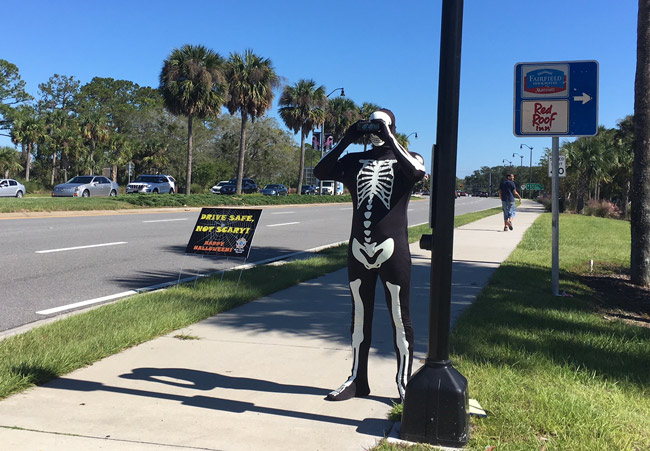 A Flagler County Sheriff's deputy on Palm Coast Parkway at midday today. (FCSO)